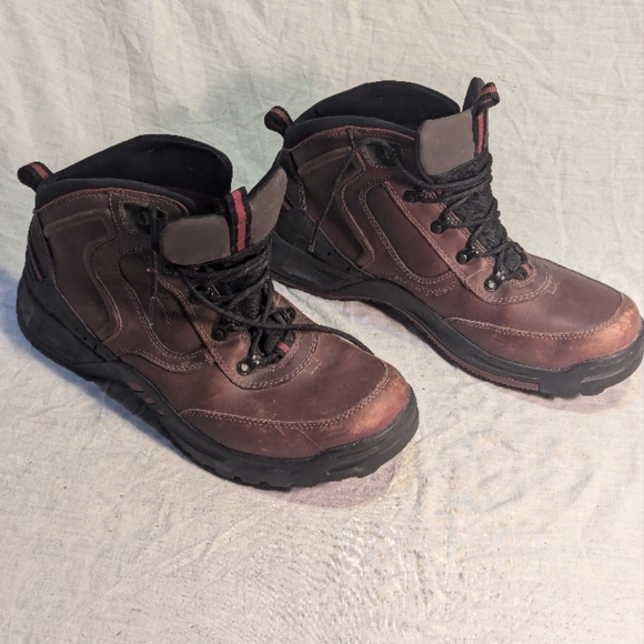 Sturdy Brown Hiking Boots - Picture 8 of 12